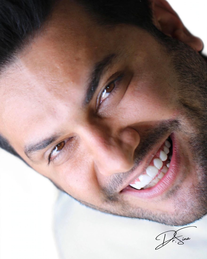 لبخند طبیعی